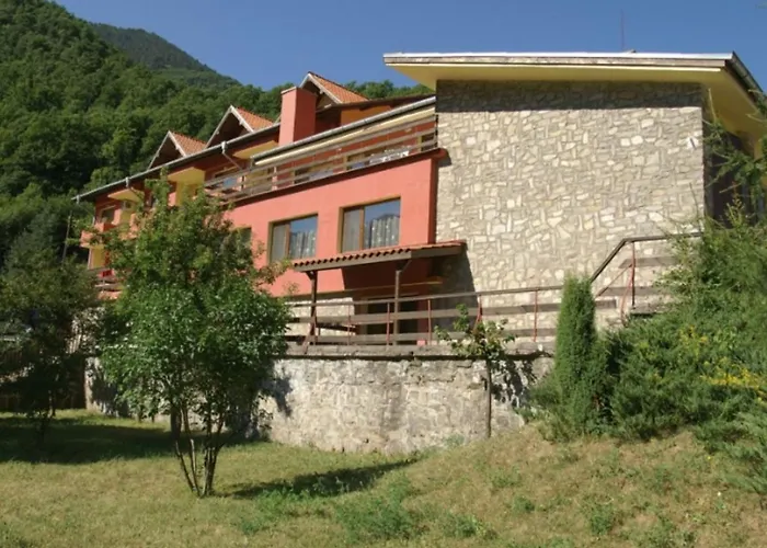 Апартамент Forest Spring